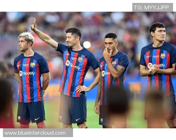 巴塞罗那对阵比利亚雷亚尔的精彩对决分析与赛前预测