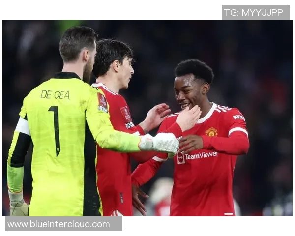 曼联与巴萨希尔的巅峰对决谁能在这场较量中笑到最后